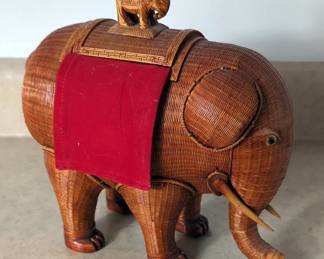 Hand Crafted Woven Wicker Elephant Box, 10" x 10" x 5"