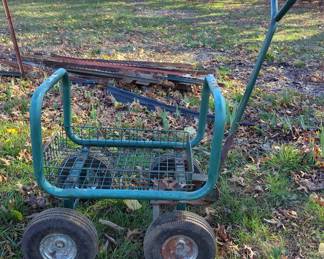 Metal Garden Cart, 25" x 28" x 21"