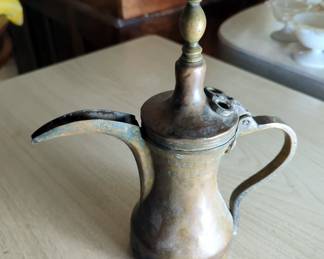 Brass 11.5" Dallah Coffee Pot