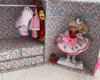 Sammi Trunk Set 9 Inch Doll With Closet, Clothes, And Accessories Included