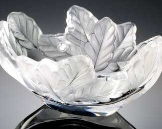 Lalique France Crystal Compiegne Jardiniere Bowl 1122100 Leaf Centerpiece 
