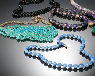Lot of 7 Costume Jewelry Beaded Necklaces 
