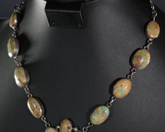 Vintage Turquoise & Sterling Silver Necklace 
