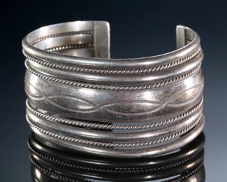 Navajo Elaine Tahe Sterling Silver Cuff Bracelet SZ: 6 Native American Jewelry 
