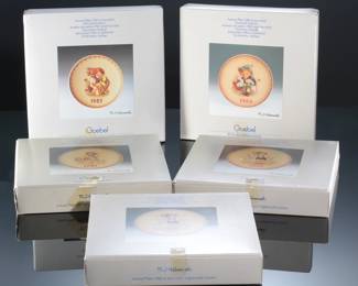 Goebel Hummel Annual Plates in bas-relief Lot of 5 1985-1988
