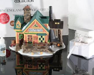 Department 56 Steen’s Maple House Heritage Village Collection
