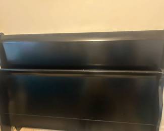 QUEEN SIZE SLEIGH BED