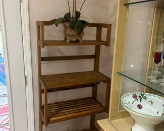 WINE RACK HOLD BOTTLES AND GLASSES