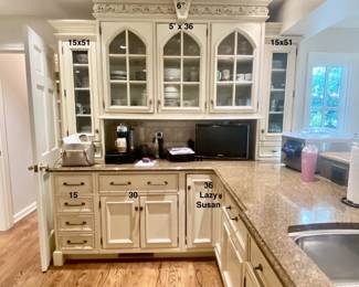 GRABILL Custom Kitchen Package LOT KIT001 https://grandiosegallery.net/products/grabill-custom-kitchen-package