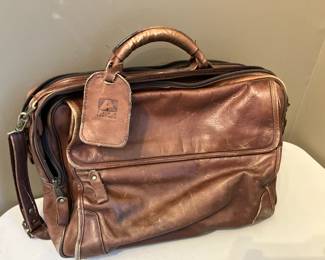 Avenues leather bag