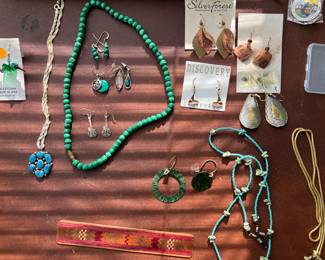 Gemstone jewelry, turquoise pendant, green malachite necklace