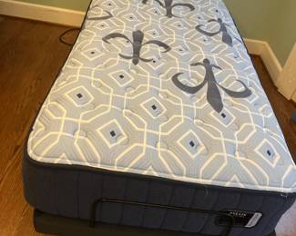 Tempur Ergo bed, new in 2023