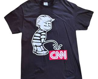 Trump On CNN Short Sleeve Shirt