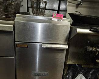 Saturn Natural Gas Fryer