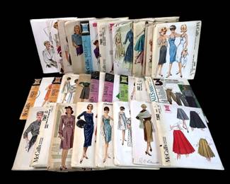 LUGR211 Vintage McCalls Patterns 28 different patterns, sizes from 10-16, some look to be uncut.
