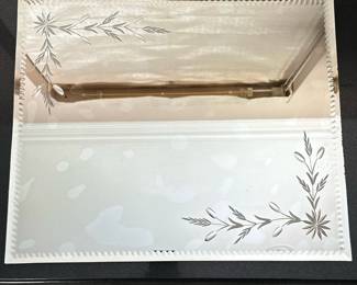ETCHED GLASS MIRRORED PLATE | Engraved mirror perfume display. - w. 15 x l. 18 in