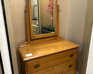 darling small dresser