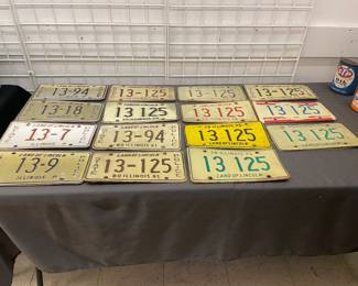 Rare - state of Illinois state trooper retired plates.