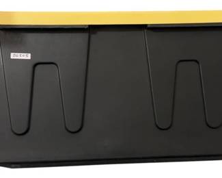 27 Gal Plastic Storage Tote 