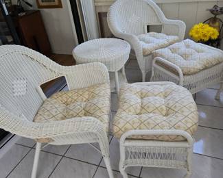 Faux White Wicker. 2 Chairs with Ottomans & Round table