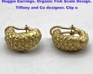 Lot 1159 ANGELA CUMMINGS 18K Gold Huggie Earrings. Organic Fish Scale Design. Tiffany and Co designer. Clip o