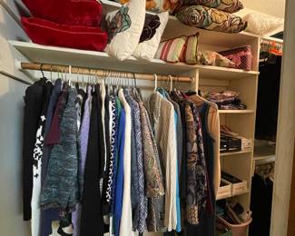 Women’s clothes are extra small to small in size.
Women’s shoes are size 10. 