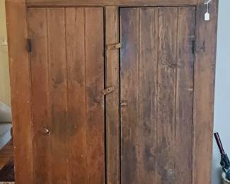 Country cupboard, 17th c. maps