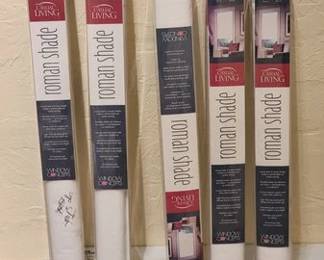 Set of roman shades