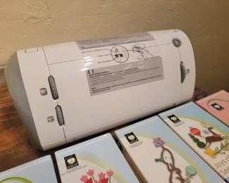 Cricut machine with accessories