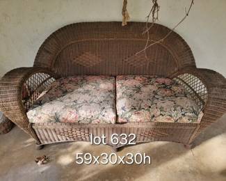 Natural wicker loveseat
