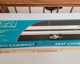 Logan compact mat cutter