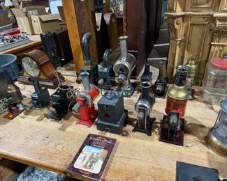 antique magic lantern collection, German magic lanterns, electric magic lanterns