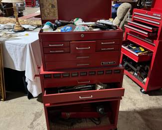 rolling toolboxes with stuff, Test Rite