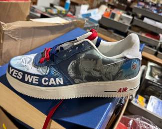 Obama campaign sneakers from Nike