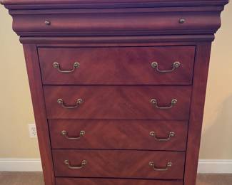 Collezione Europa Bedroom set - 2 dressers, 2 night stands and queen size bed 