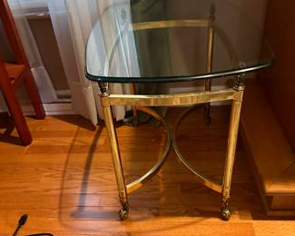 Nice Glass and Brass End Table - Like New!