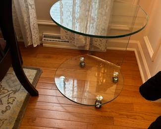 Very Cool 1 Piece Bent Glass Rolling Table - Use it Anywhere