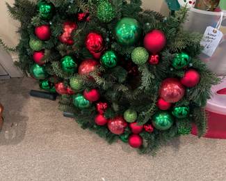Lighted Xmas wreaths