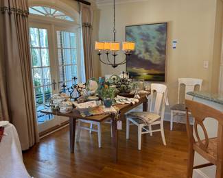 Breakfast nook is ready