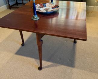 Antique drop leaf table