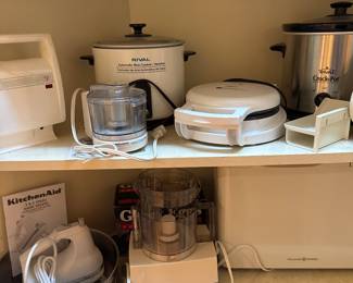 Kitchen appliances 