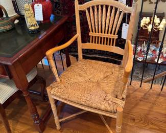 Arm chair