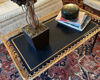 Coffee table with topiary 