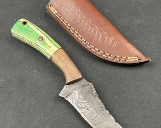 Exquisite Damascus Steel Curved Blade Knife
