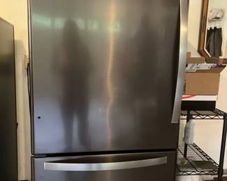 Whirlpool fridge & freezer