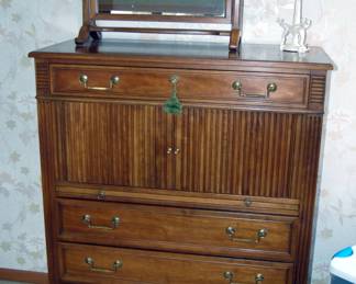 Classic Men's Dresser