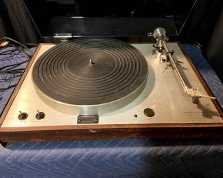 Luxman PD-277: Powers on, does not hold speed, needs work