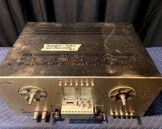 Pioneer RT-707 : Unit initially powered on, then smoke appeared from right side of unit, immediately turned off. Parts or Repair.