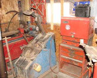 tire machine, tools box (snap-on top)