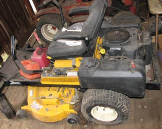 Cub cadet zero turn. Started right up but was told has bad hyrdros. Hr gauge not working